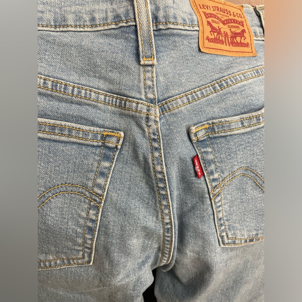 Women’s Levi’s Jeans Sz 23